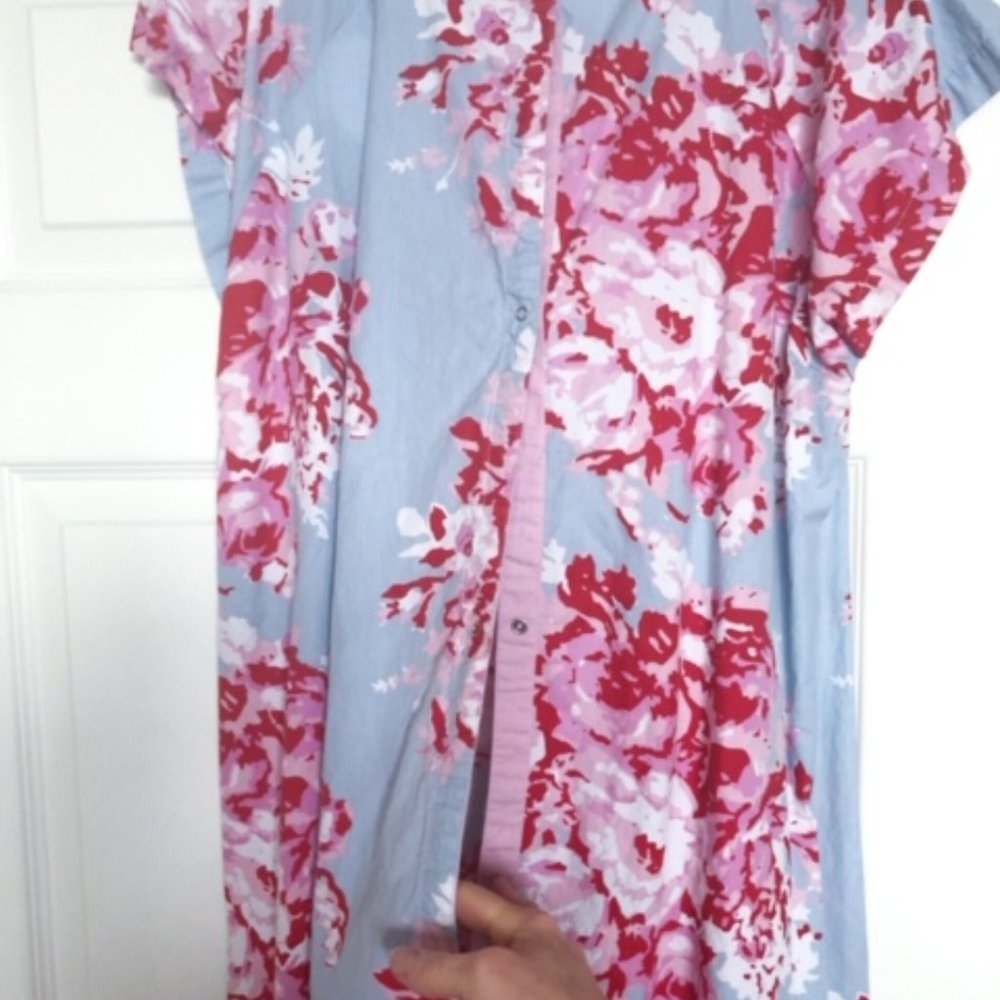Designer Hospital/Delivery Gown & Robe Set - Picture 2 of 6